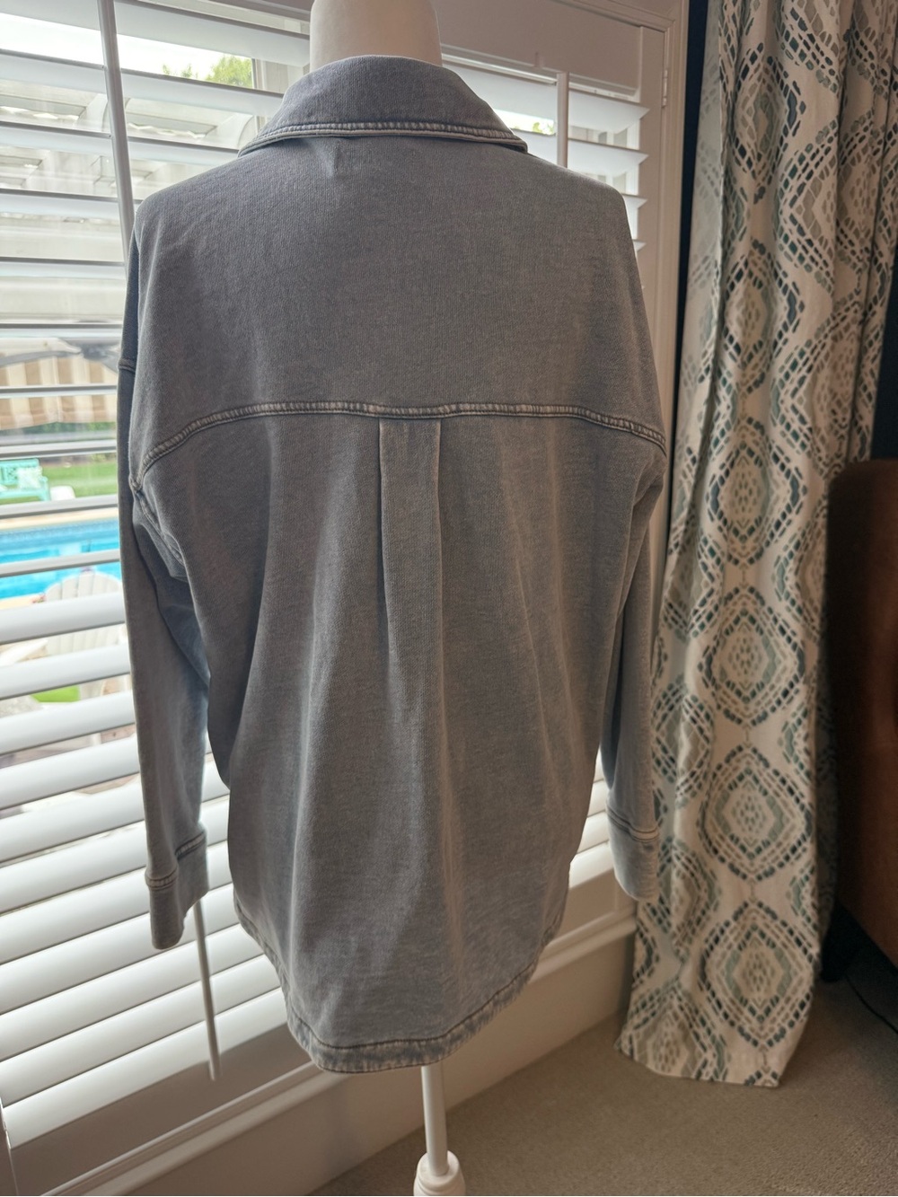 Z Supply All Day Denim Jacket Washed Indigo Size Small Oversized Shacket - Picture 2 of 13